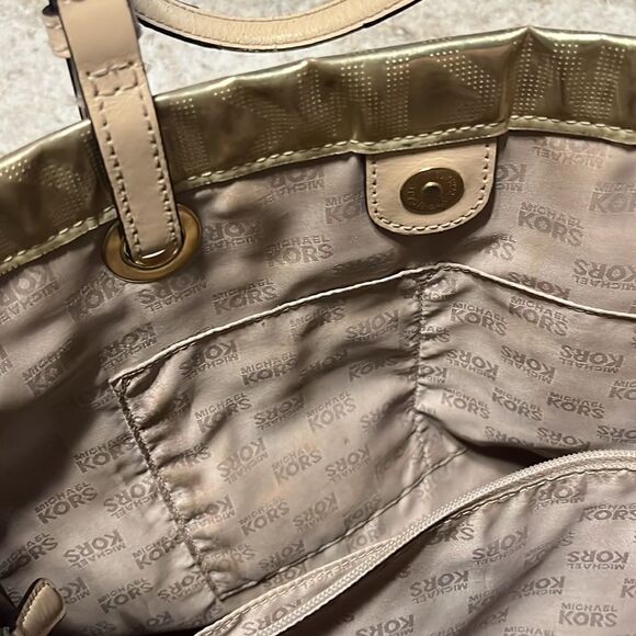 Michael Kors - Metallic Gold - Jetset Logo Tote Handbag - Picture 9 of 9